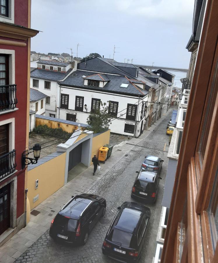 Apartamento Cine Colon 2 Ribadeo Exterior photo